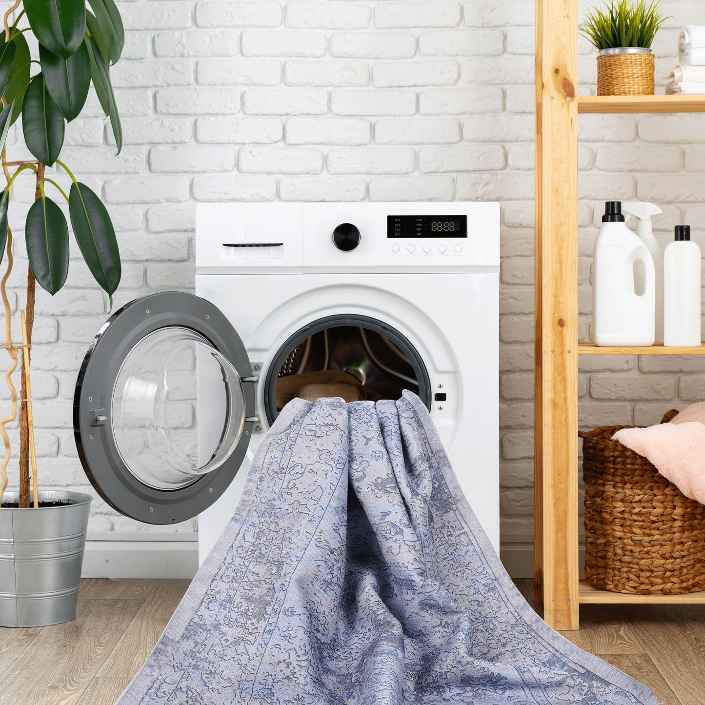 Maval - 6' X 9' Washable Area Rug - Blue / Cream