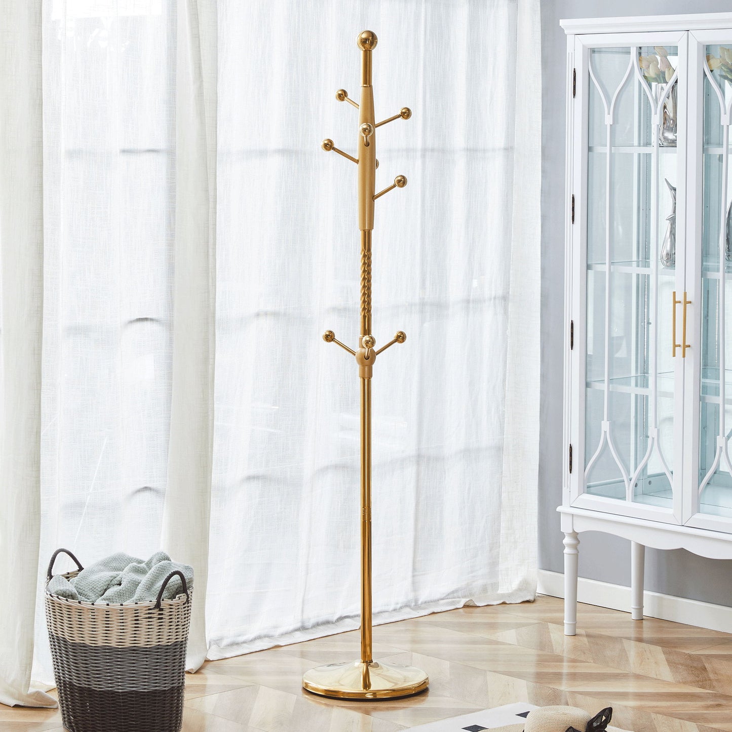 Modern Stainless Steel Spray Painted Hanger With Solid Wood Reinforcement