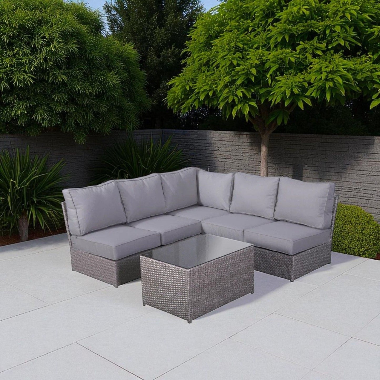 Comfortable Modern Patio Rattan Sectional Set With Cushions
