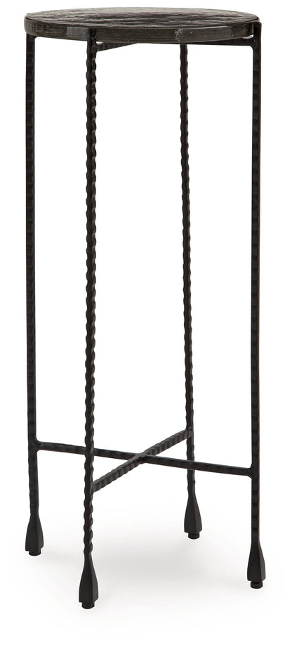 Newgoren - Accent Table - Clear / Black