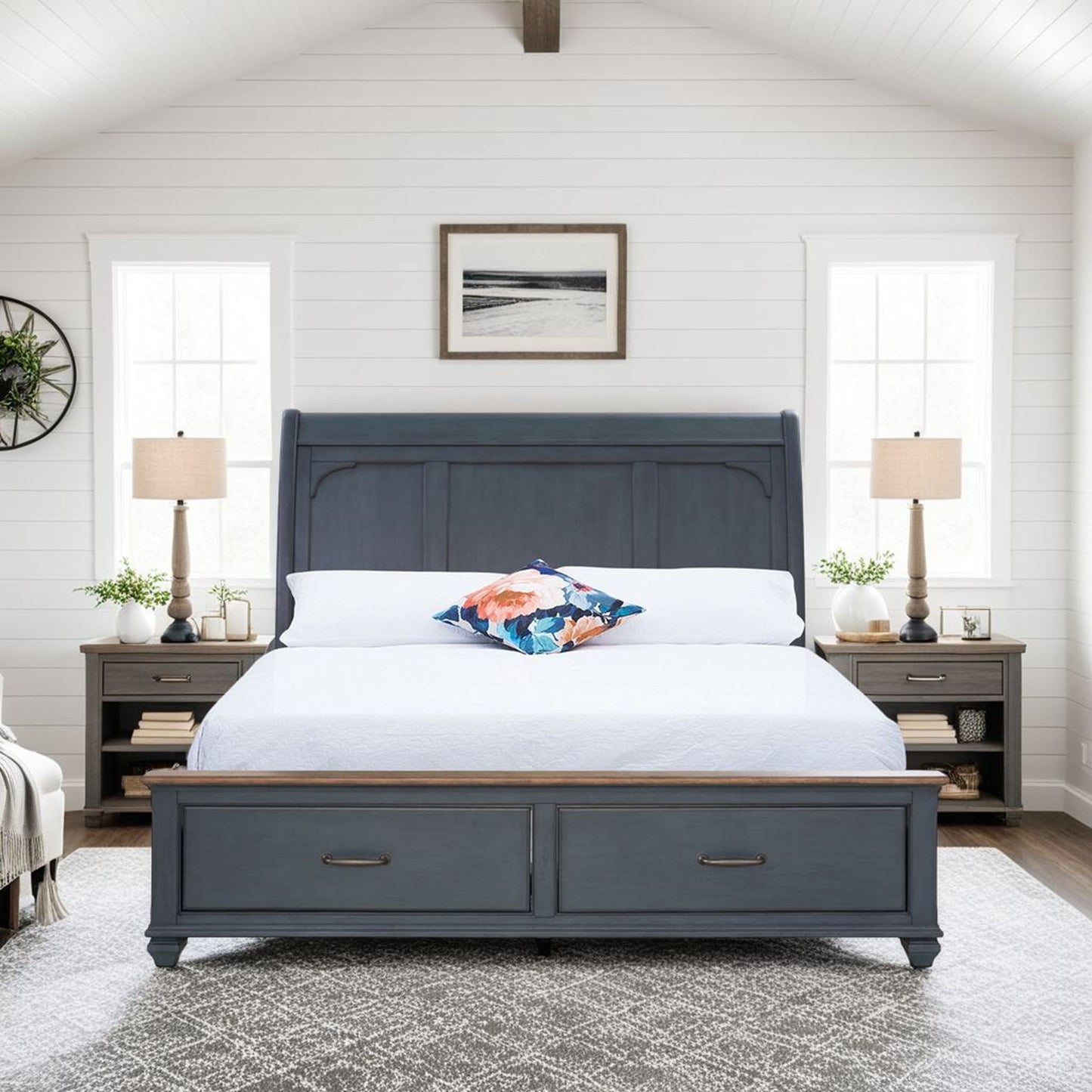 Americana - Sleigh Bed